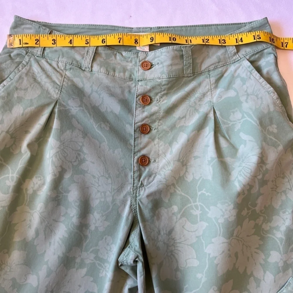*FIRM PRICE* Sundance Bastille easy two tone green floral high rise chino - Picture 6 of 10